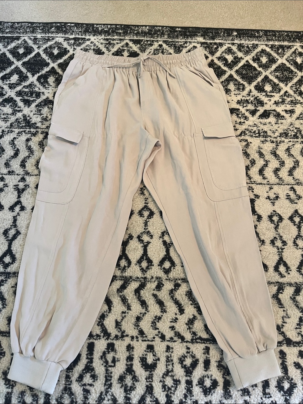 INC International Concepts Men's Cargo Joggers in Light Taupe